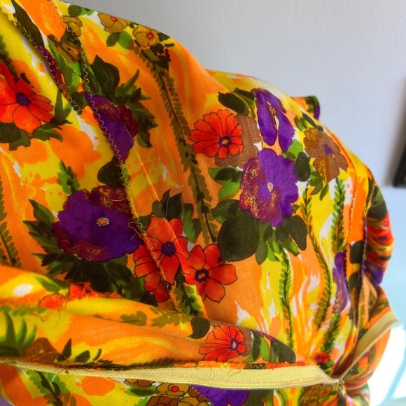 Vintage Late 60s / Early 70s Psychedelic Tropical Day-Glo Floral A-Line Dress - Picture 3 of 6